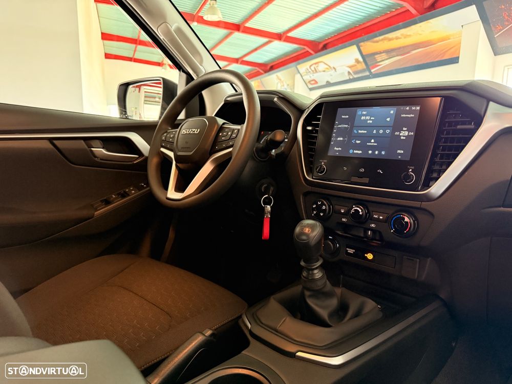 Isuzu D-Max - 18