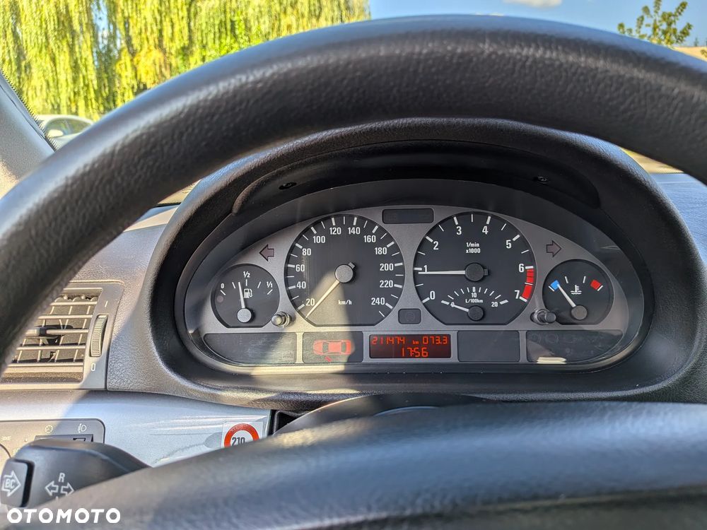 BMW Seria 3 - 13