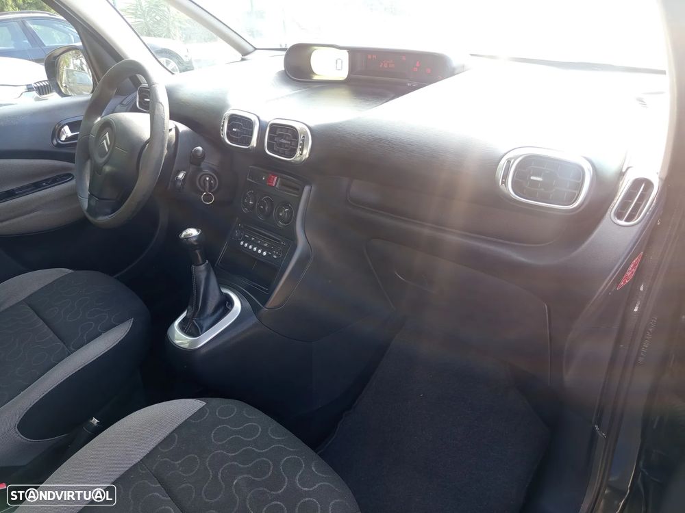 Citroën C3 Picasso 1.6 HDi Confort Airdream - 26
