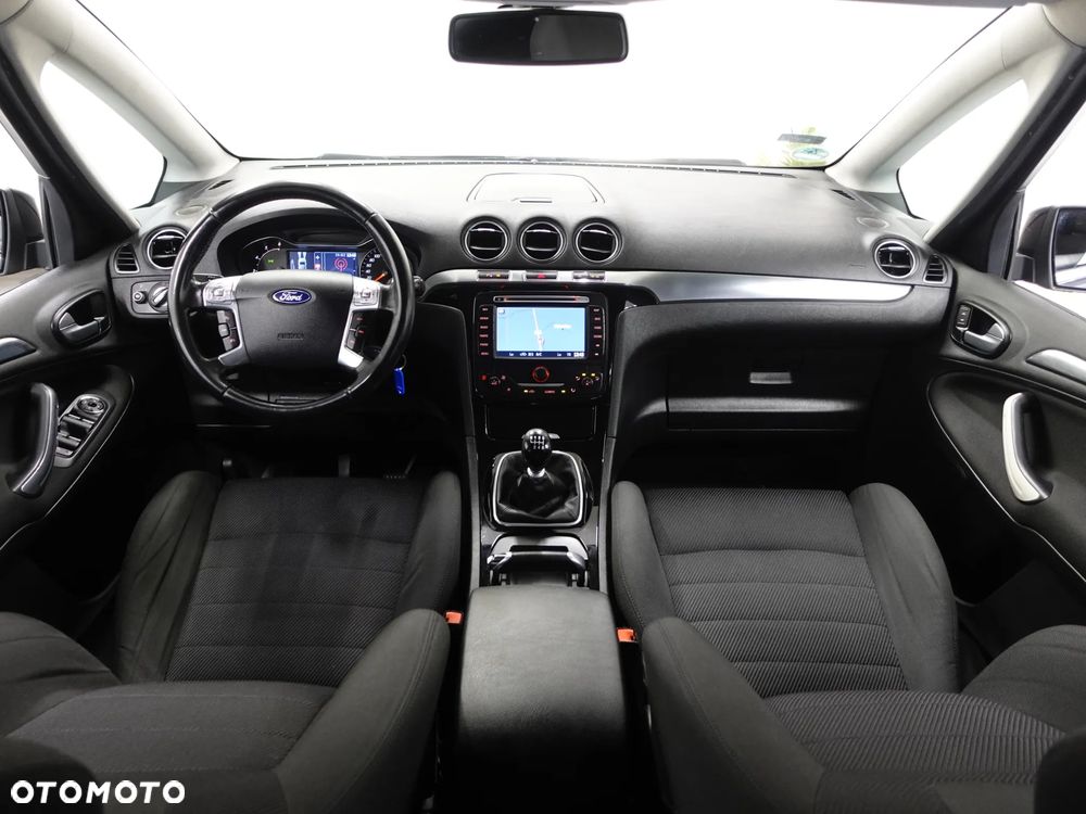 Ford S-Max - 27