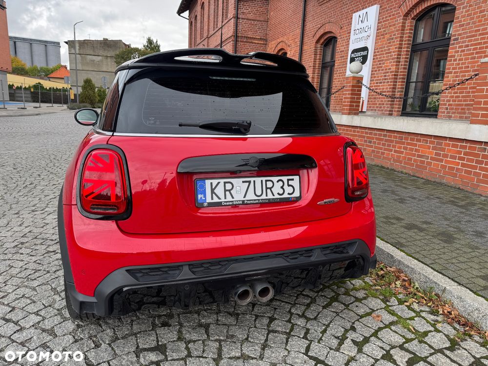 MINI John Cooper Works - 8