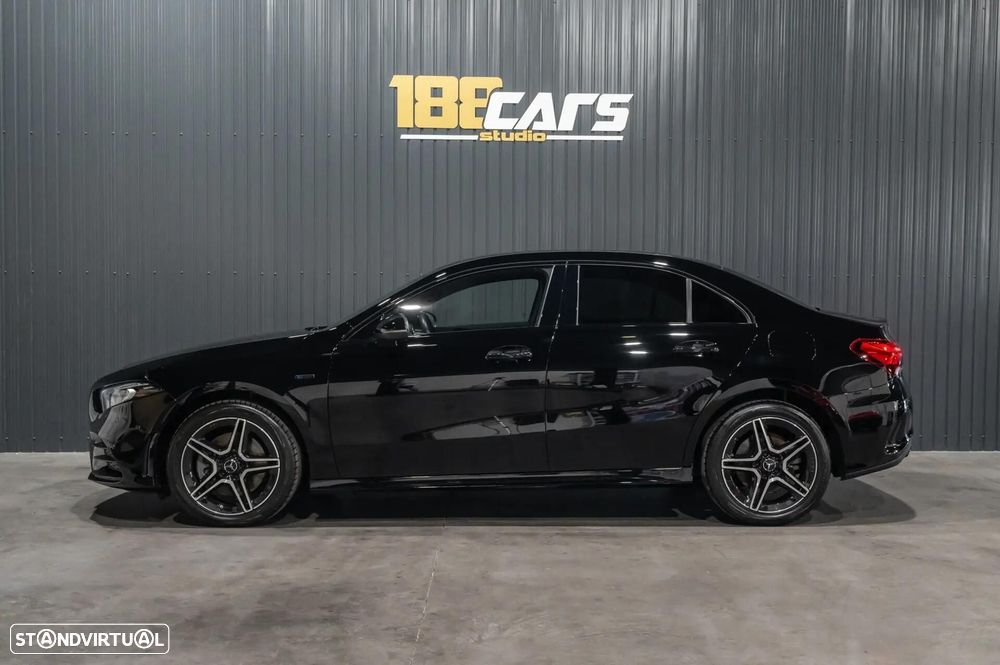 Mercedes-Benz A 250 Limousine e 8G-DCT AMG Line - 26