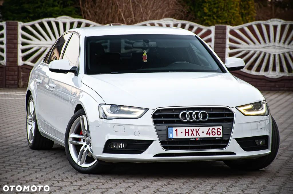 Audi A4 - 1