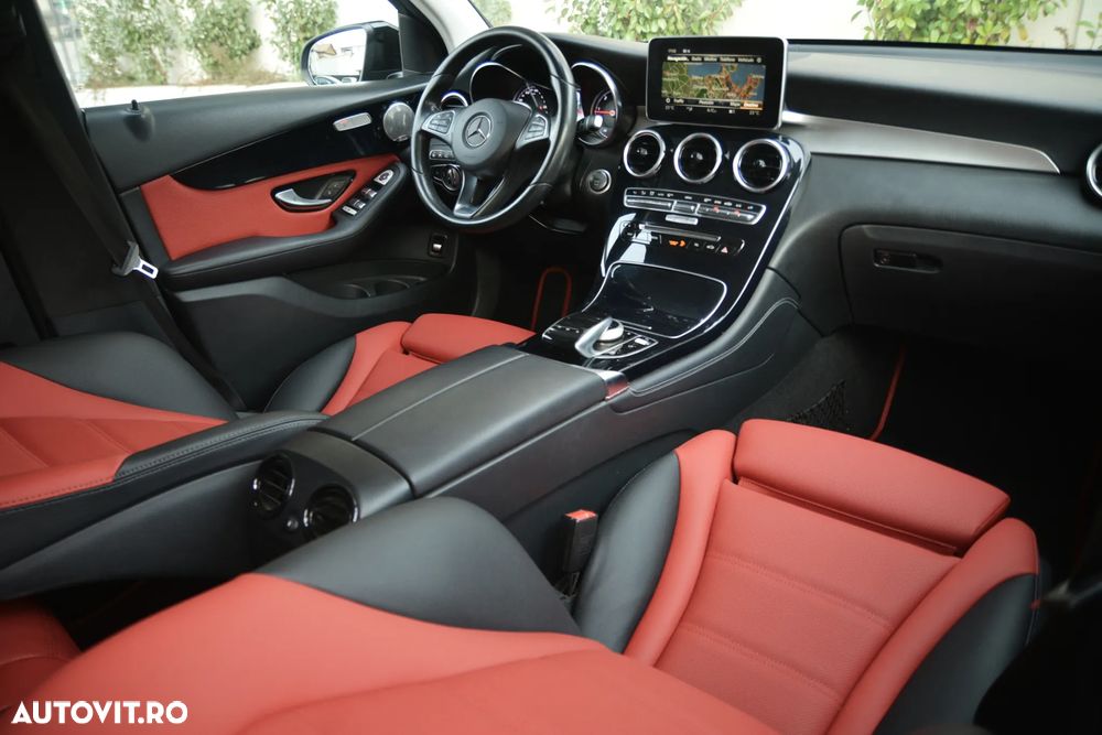 Mercedes-Benz GLC 220 d 4MATIC 9G-TRONIC - 10