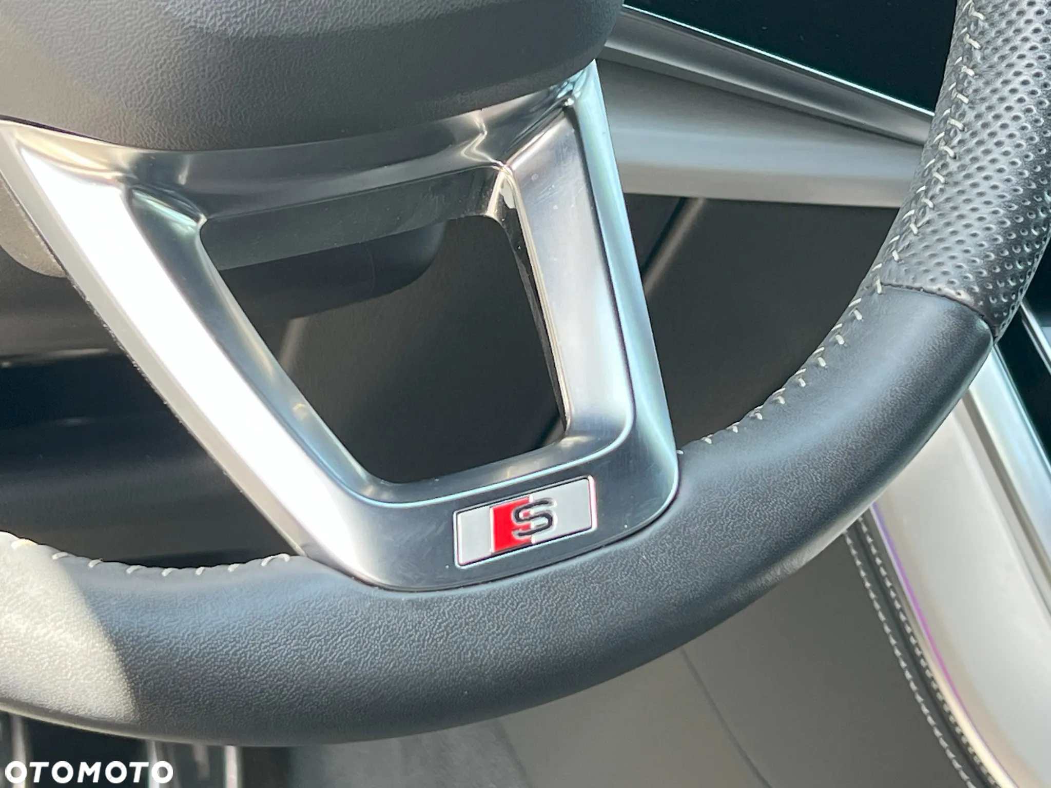 Audi Q8 - 24