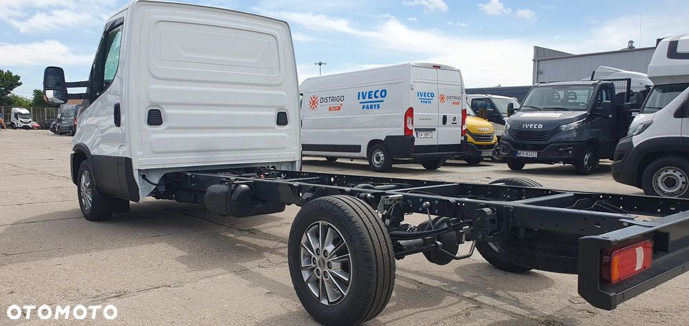 Iveco 35S18A8 Automat - 9