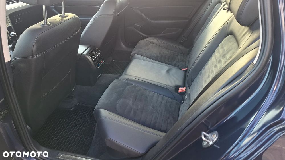 Volkswagen Passat 2.0 TDI (BlueMotion Technology) Comfortline - 11