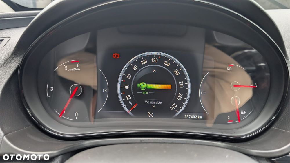 Opel Insignia 2.0 CDTI Cosmo S&S - 18