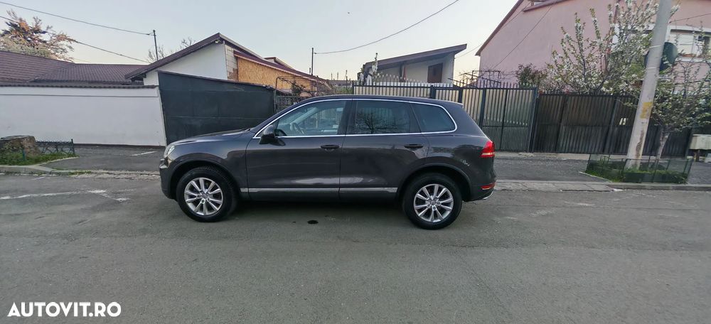 Volkswagen Touareg - 8