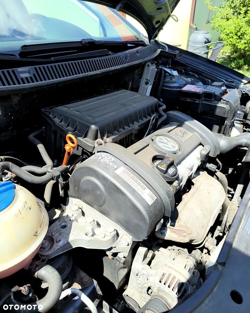 Volkswagen Polo 1.4 16V Comfortline - 3
