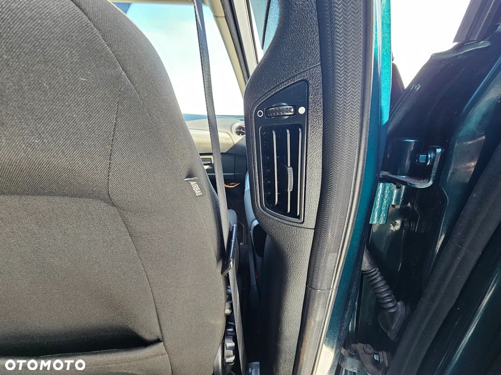 Ford Mondeo 2.0 Titanium - 37