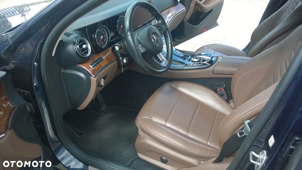 Mercedes-Benz Klasa E 350 d 4Matic 9G-TRONIC Exclusive - 11