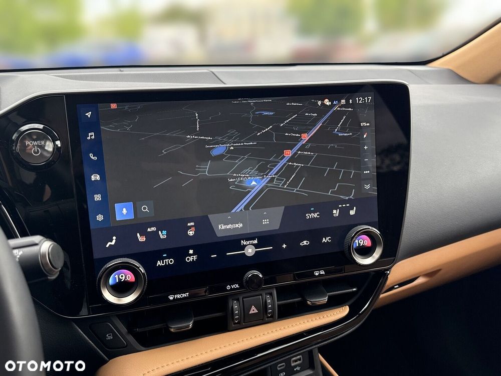 Lexus NX - 15