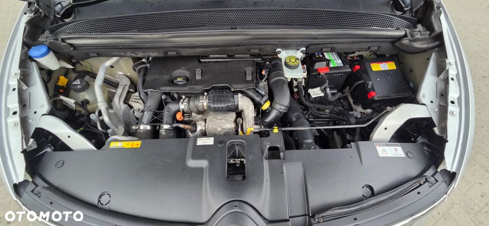 Citroën C4 Picasso - 32
