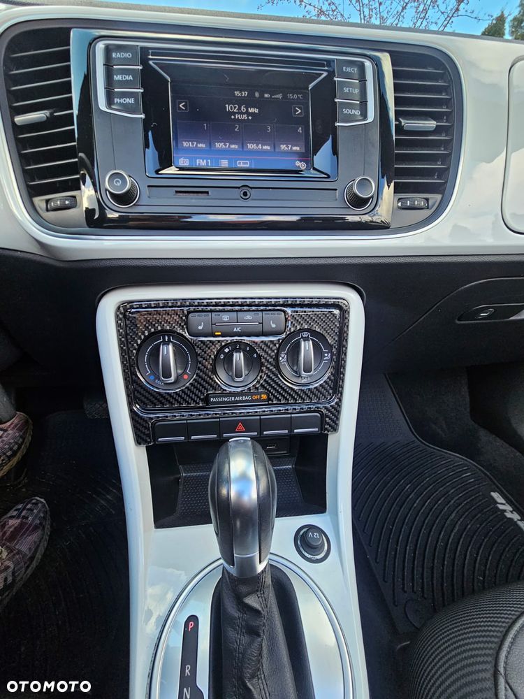 Volkswagen Beetle 2.0 TSI DSG Sport - 11