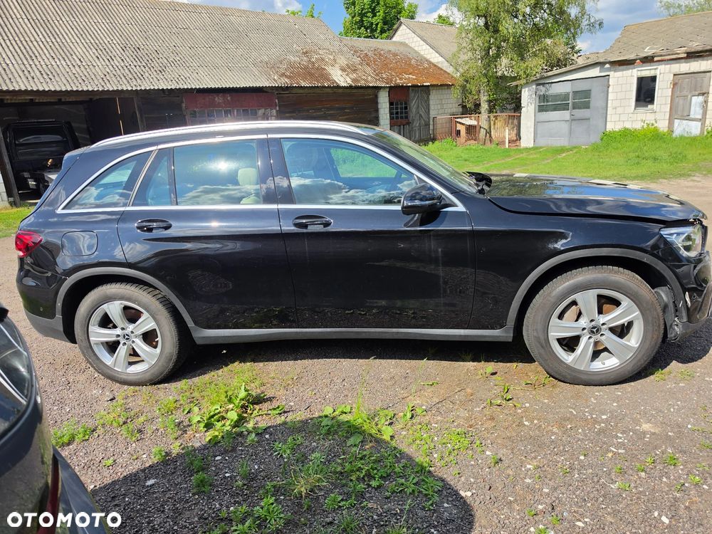 Mercedes-Benz GLC 220 d 4Matic 9G-TRONIC - 10