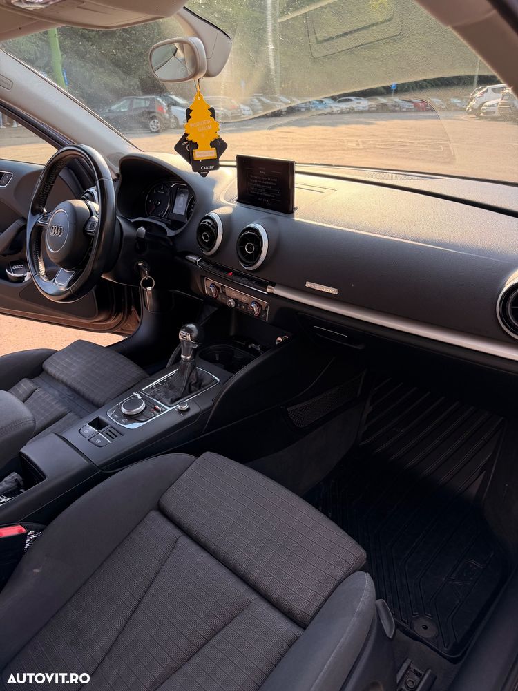 Audi A3 2.0 TDI Quattro Stronic Ambition - 10