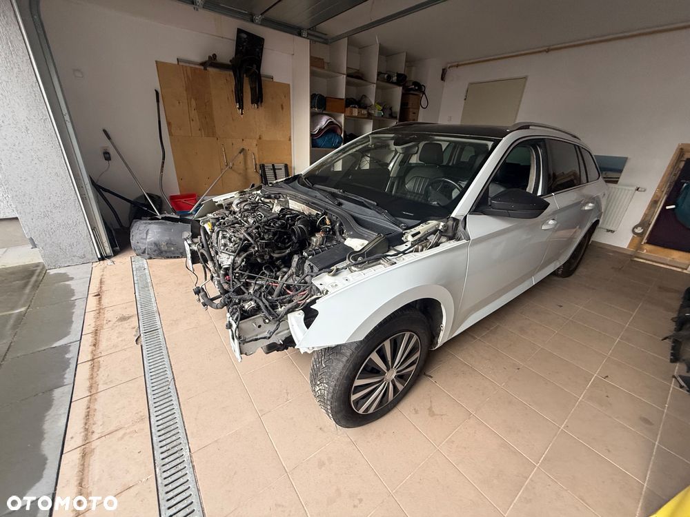 Skoda Superb 2.0 TDI 4x4 Ambition DSG - 8