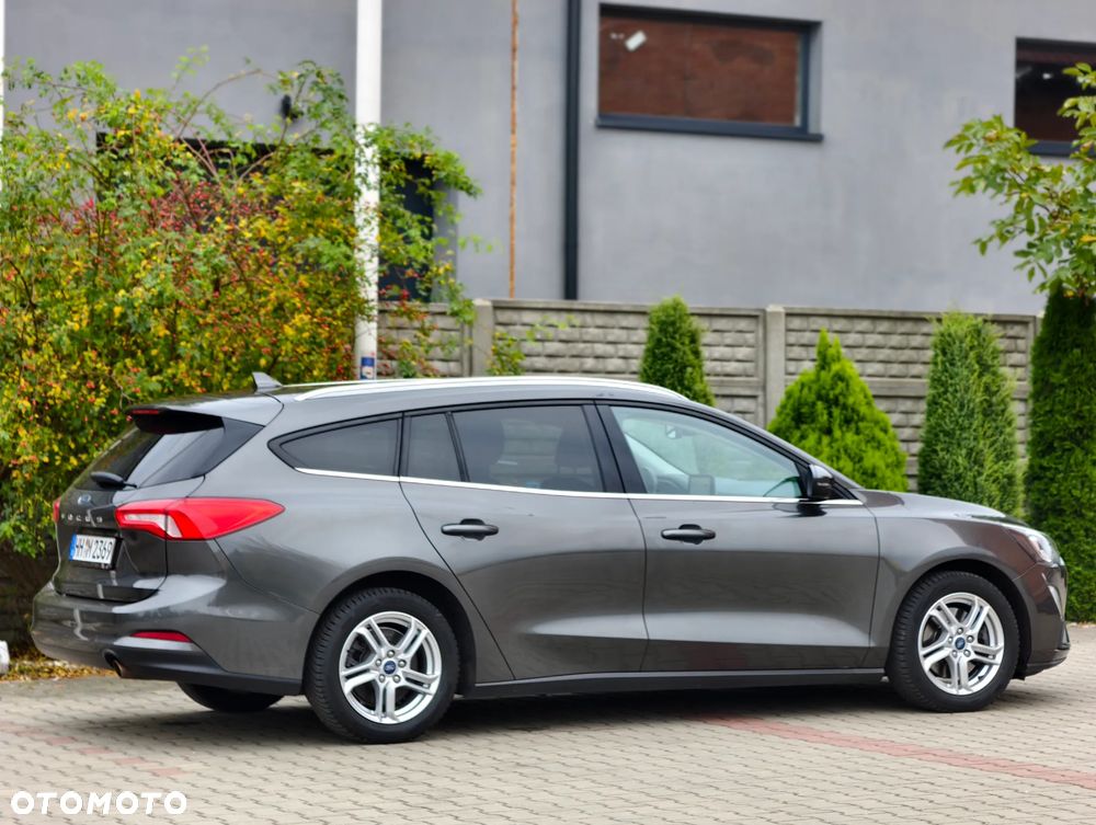 Ford Focus 1.5 EcoBoost STart-Stopp-System TITANIUM - 33