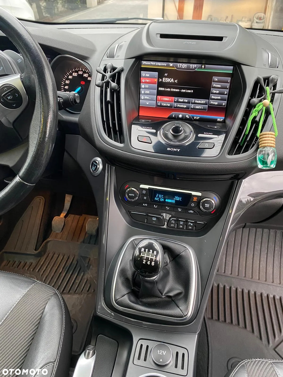 Ford Kuga 2.0 TDCi 2x4 Titanium - 13
