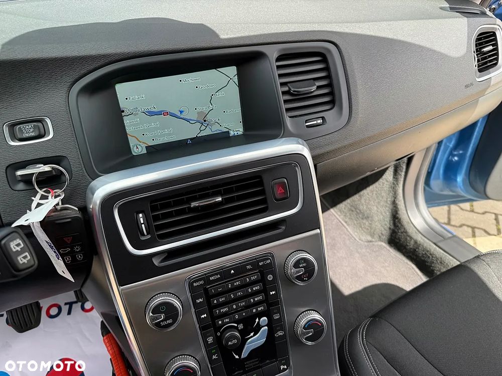 Volvo V60 D4 Drive-E Summum - 32