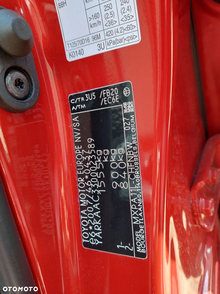 Toyota Yaris 1.5 Comfort - 11