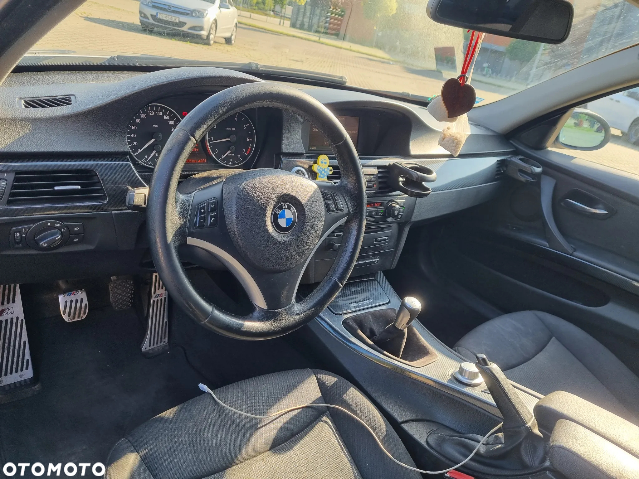 BMW Seria 3 320i - 10