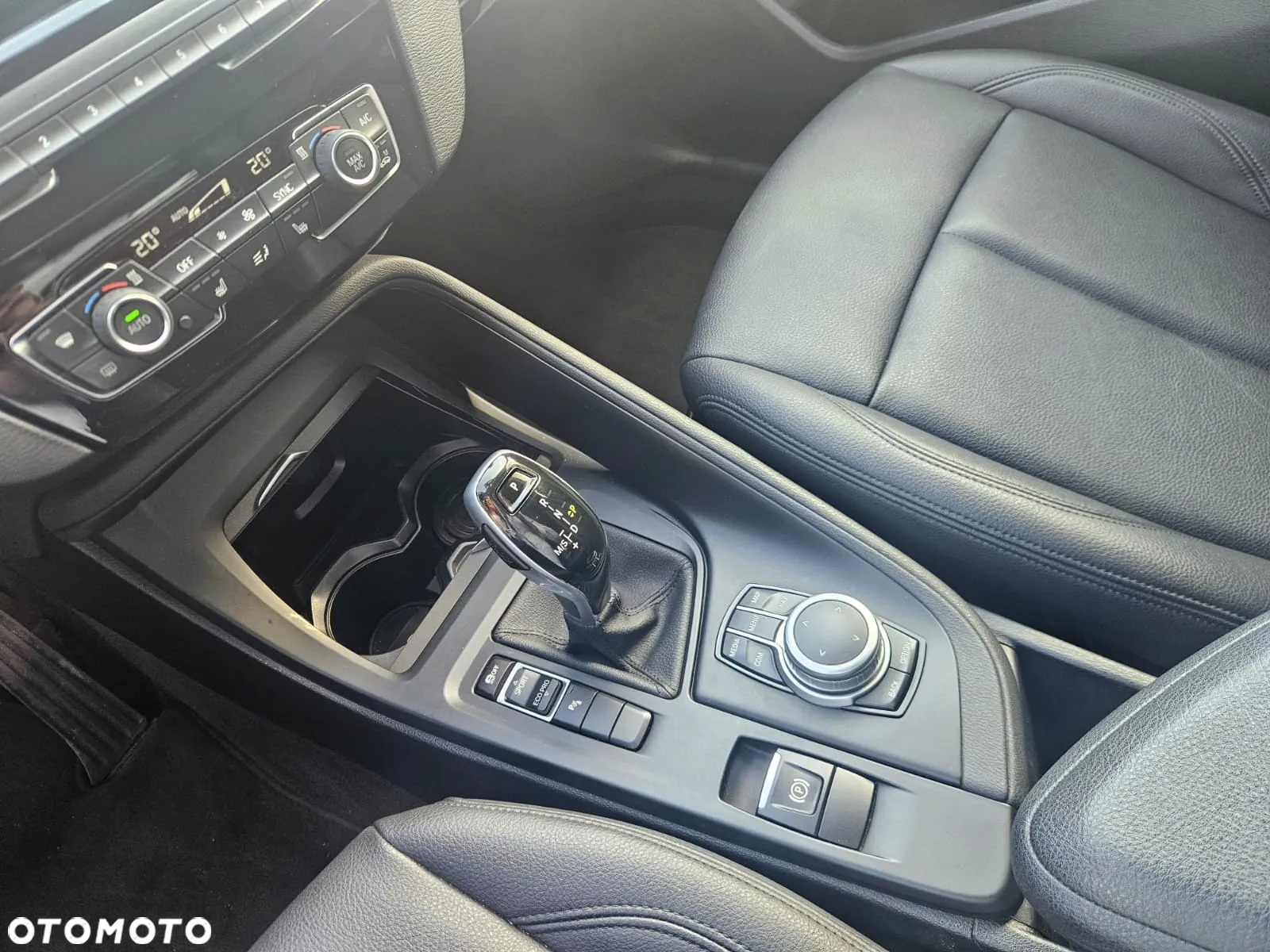 BMW X1 sDrive16d - 22