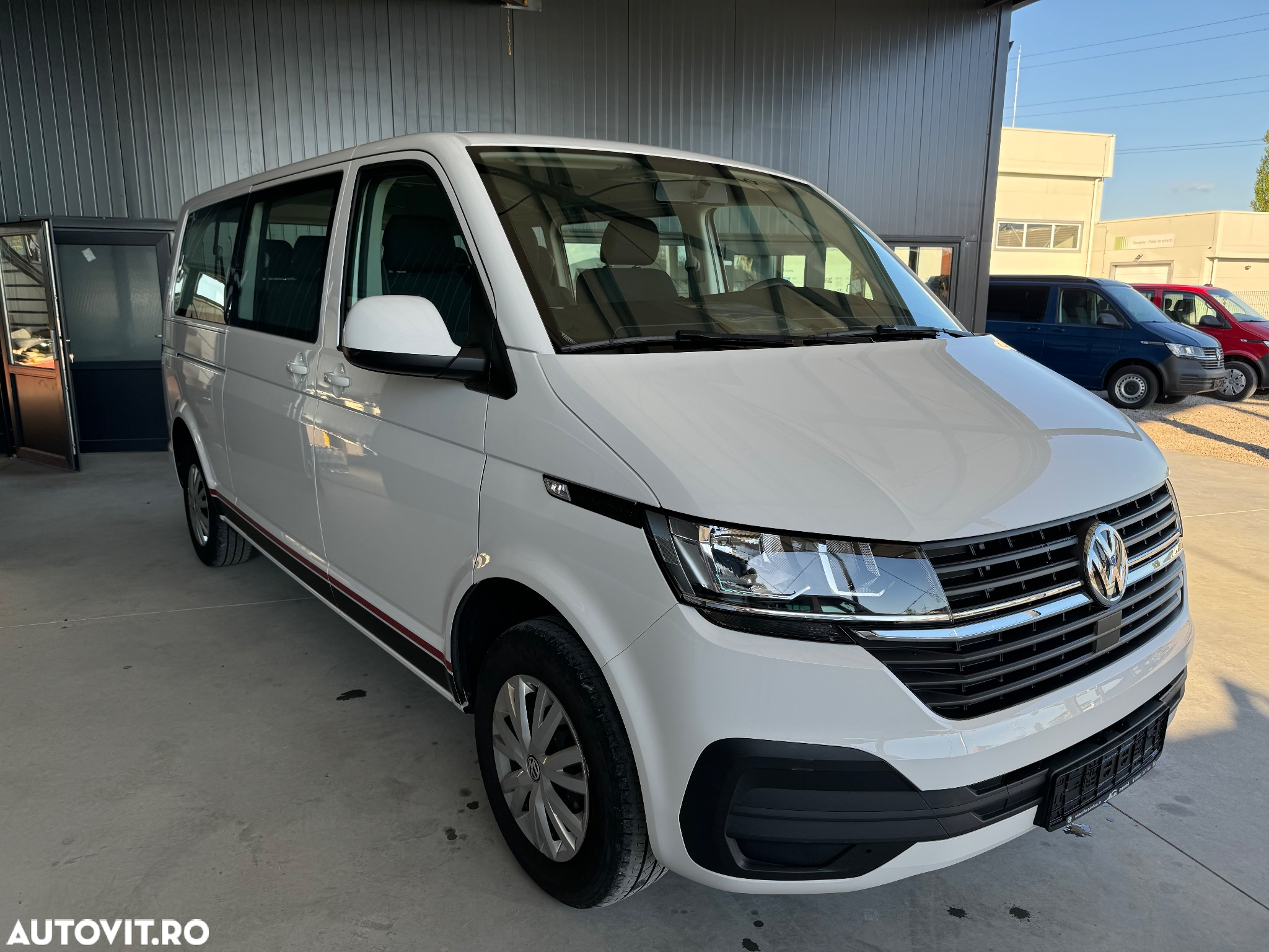 Volkswagen Transporter - 2
