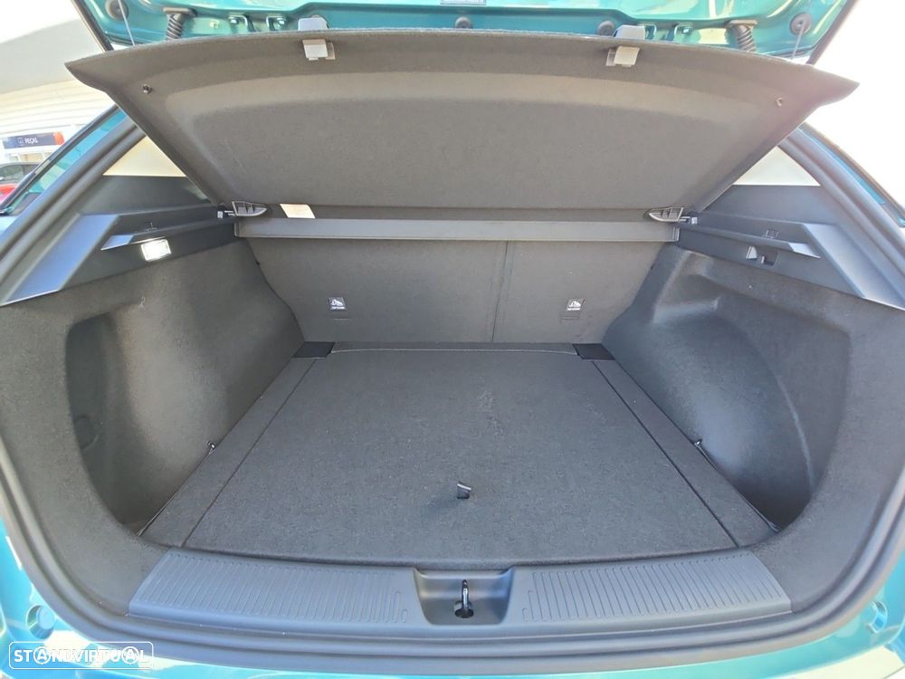 MG MG4 64 kWh Luxury - 15