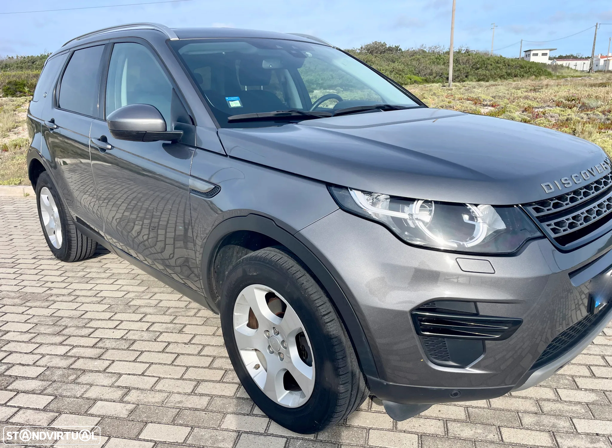 Land Rover Discovery Sport 2.0 eD4 HSE - 3