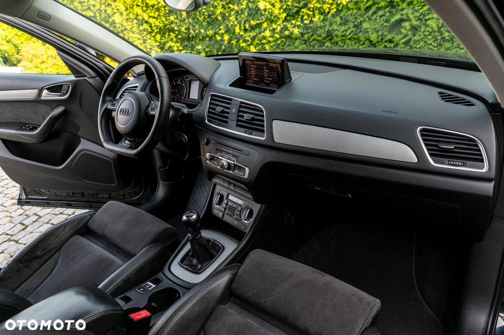 Audi Q3 - 24