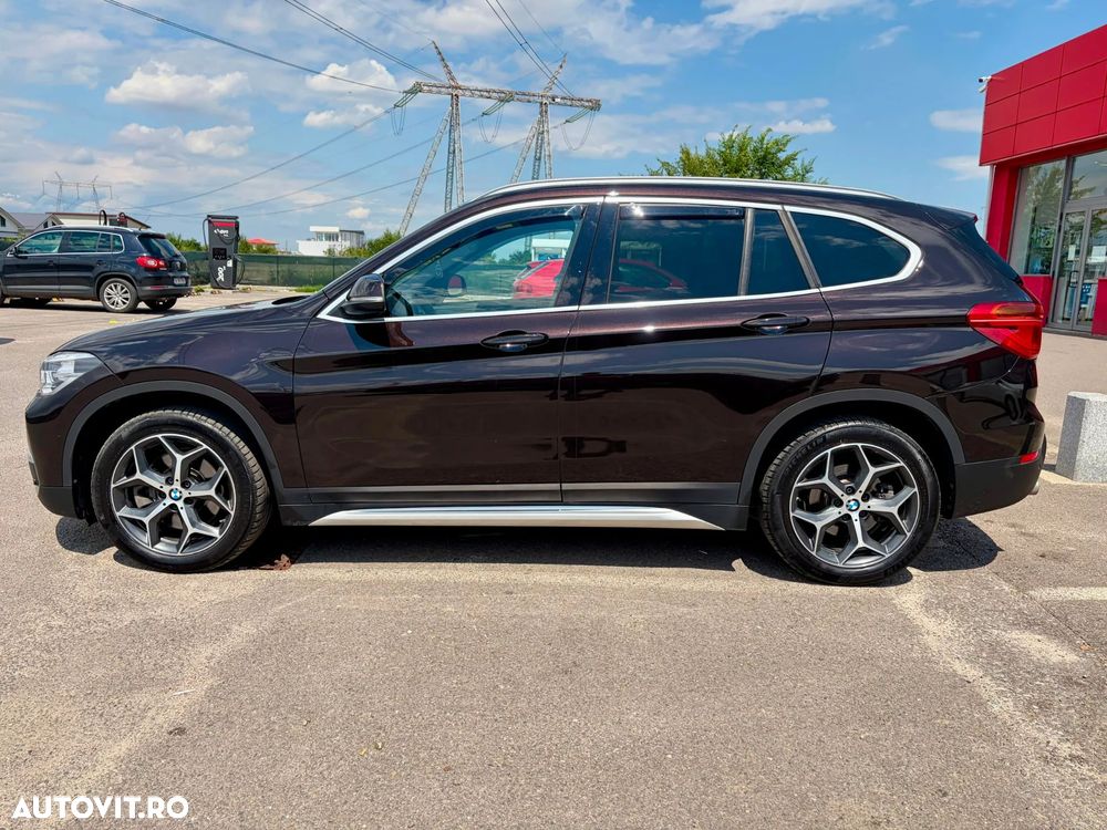 BMW X1 sDrive20i AT xLine - 2