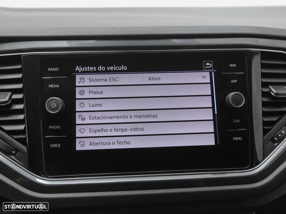 VW T-Roc 2.0 TDI R-Line DSG - 19