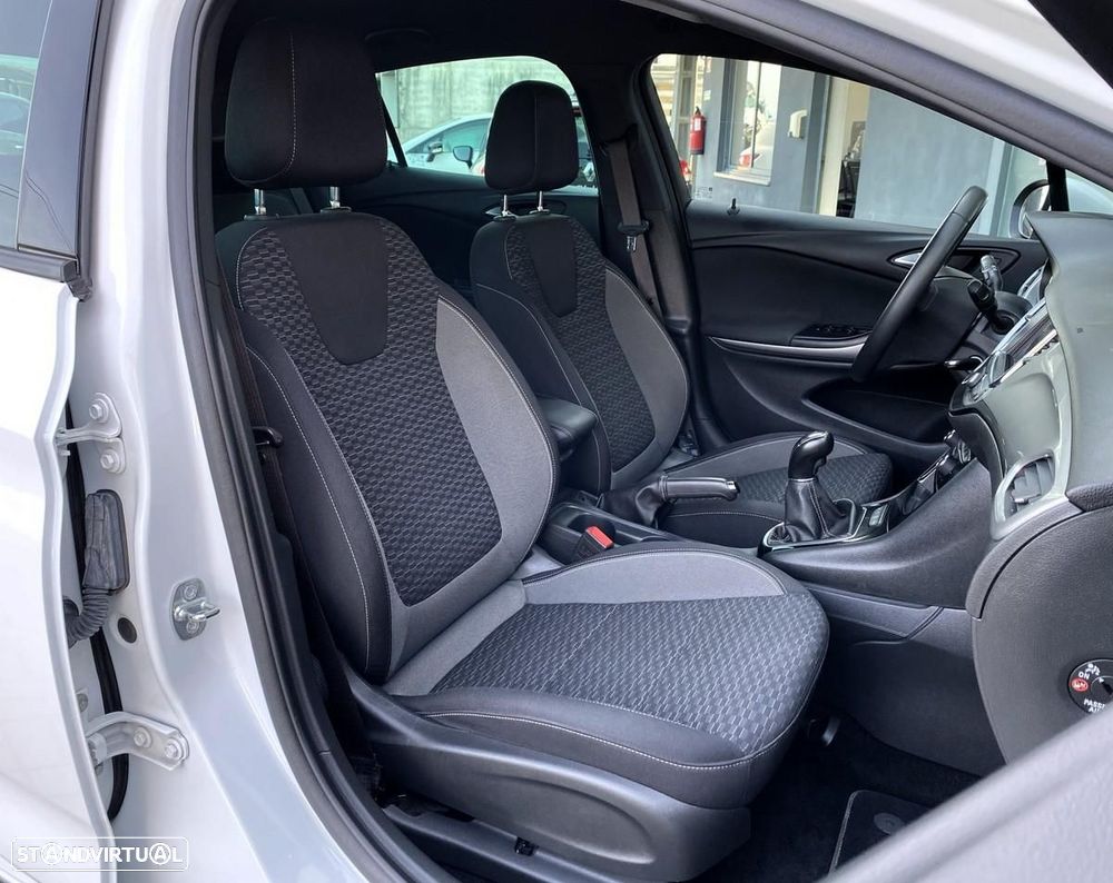 Opel Astra 1.5 D GS Line S/S - 5