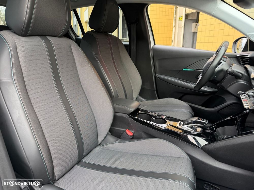 Peugeot e-208 50 kWh Allure Pack - 24