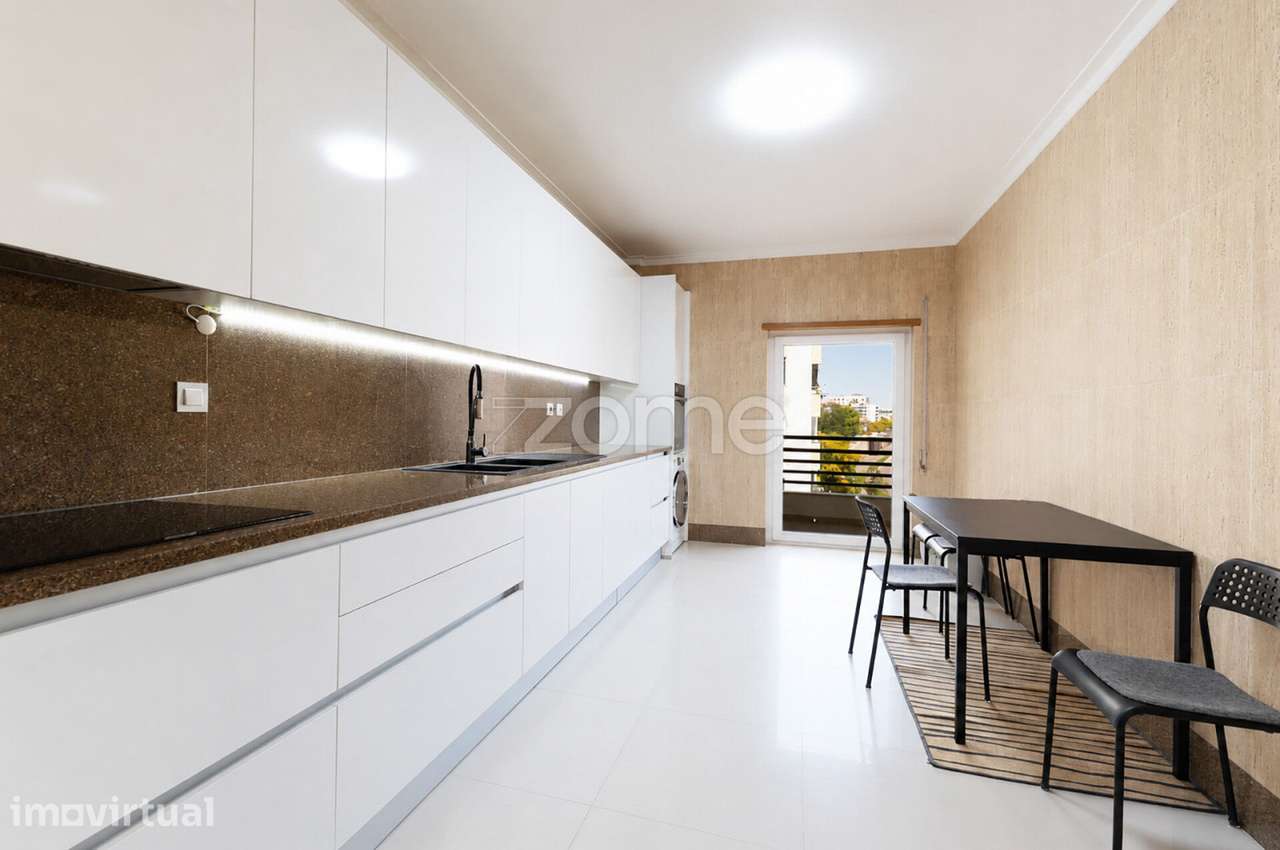 Apartamento T2 | 131 m² | Garagem | Setúbal - Grande imagem: 2/39