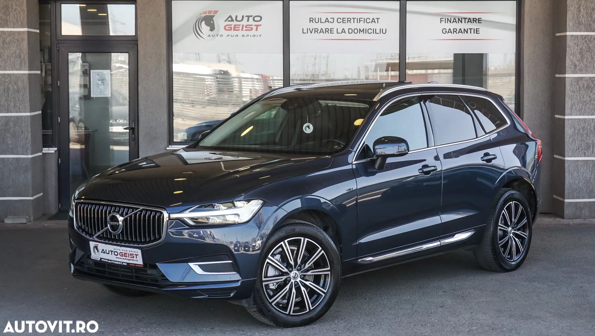 Volvo XC 60 D5 AWD Geartronic Inscription - 1