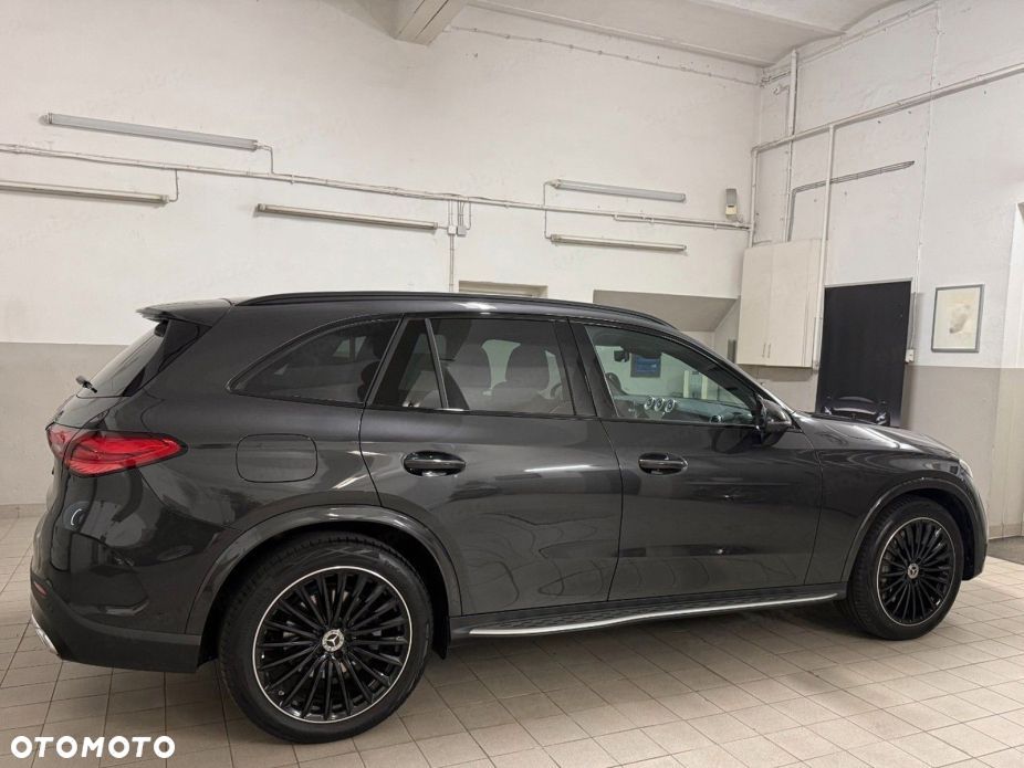 Mercedes-Benz GLC - 7