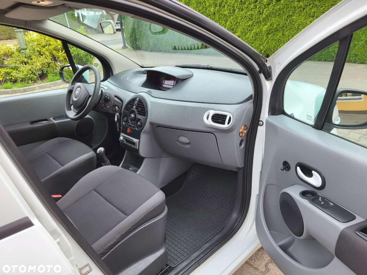 Renault Modus - 10
