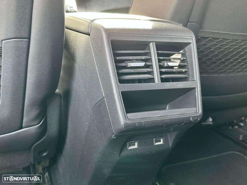 DS DS7 Crossback 1.5 BlueHDi Performance Line EAT8 - 19