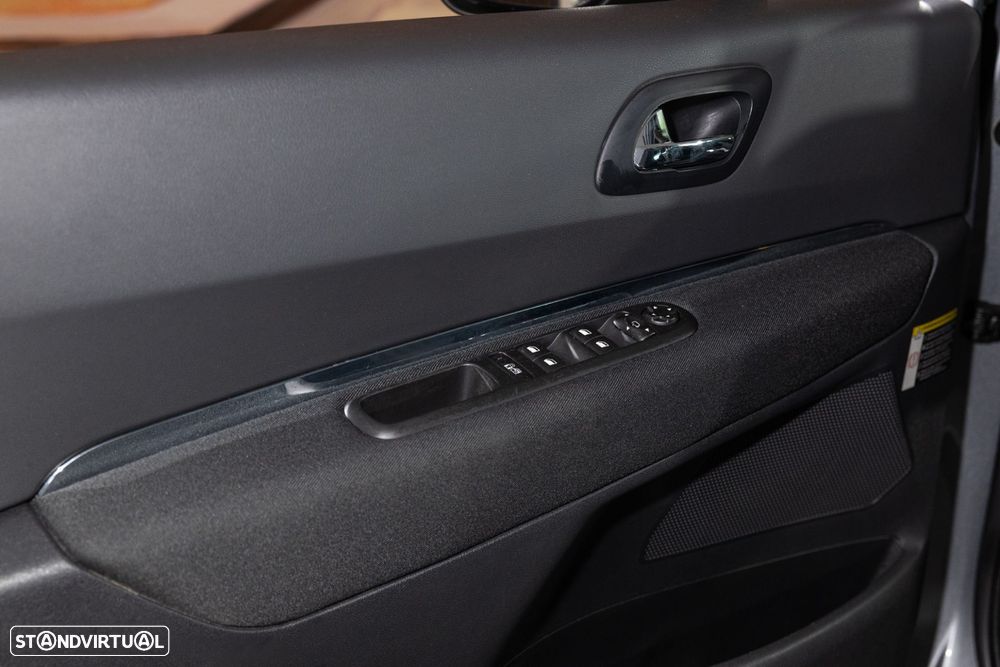 Peugeot 5008 1.6 HDi 7L Allure - 25