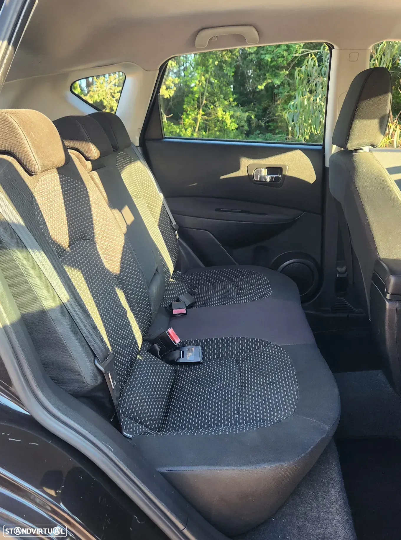 Nissan Qashqai 1.5 dCi Tekna Premium 17 - 10