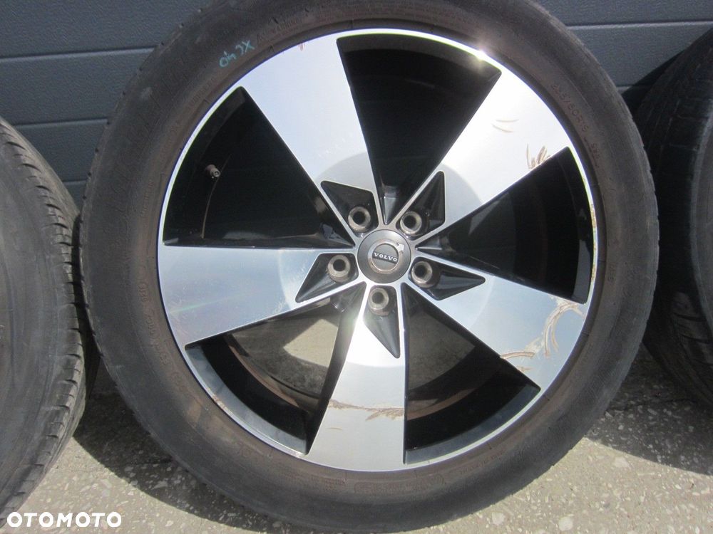VOLVO XC40 XC 40 KOŁA FELGI 19'' 7.5J ALUMINIOWE ET 50.5 KOMPLET 31471554 - 7
