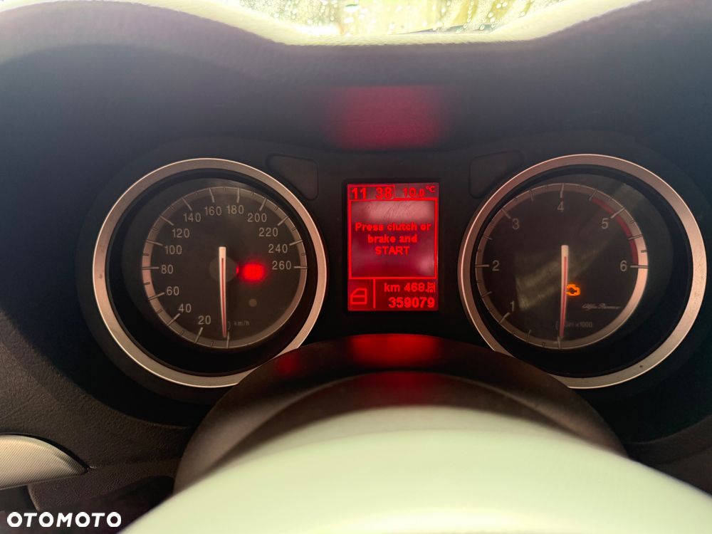 Alfa Romeo 159 1.9 JTDM 8V DPF Distinctive - 19