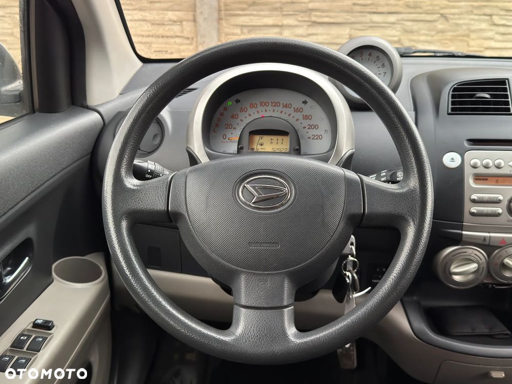 Daihatsu Sirion 1.3 - 22