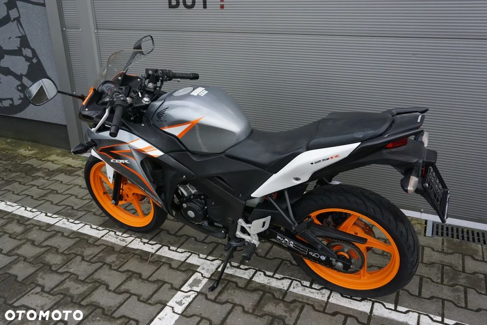 Honda CBR - 7