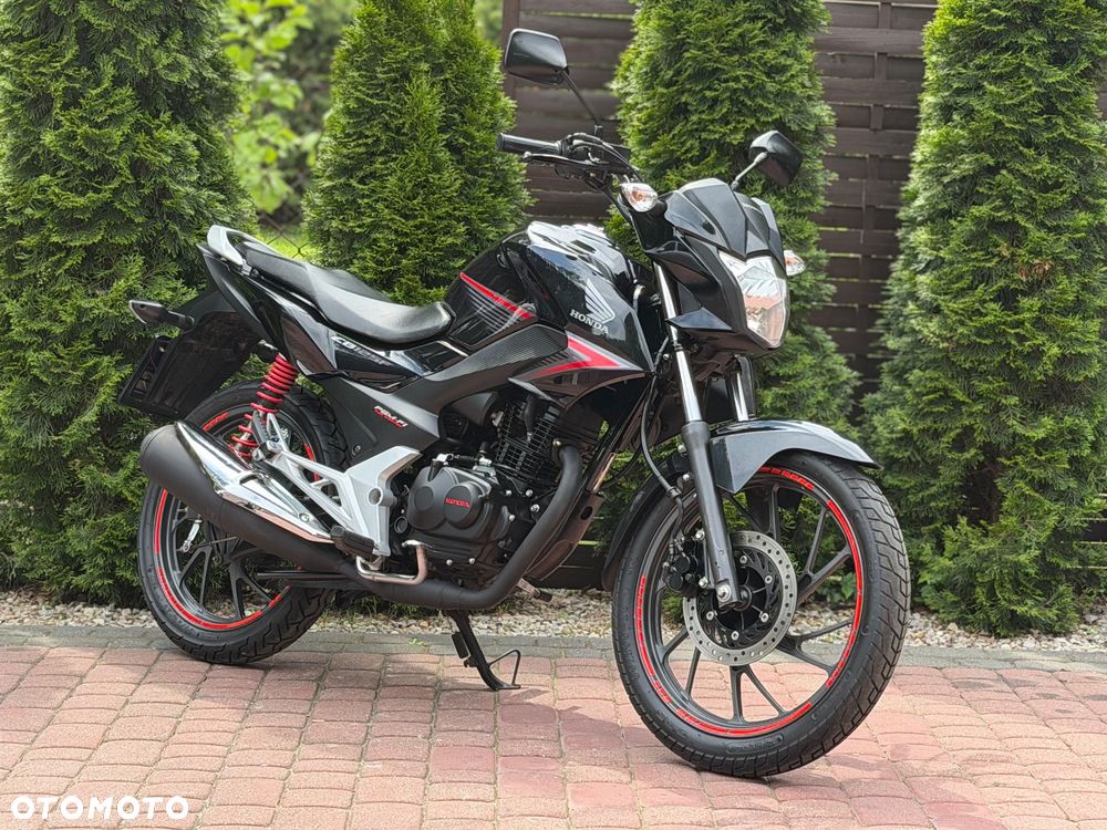 Honda CB - 1