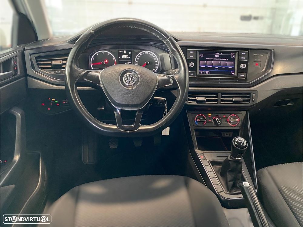 VW Polo 1.0 Confortline - 26