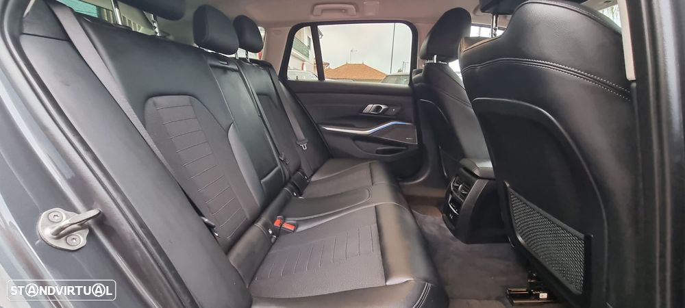 BMW 318 d Touring Line Sport Auto - 47